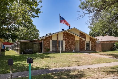 2617 Roman Way, Garland, TX, 75040-4334 | Card Image
