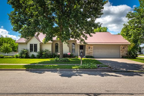 735 Daffodil St, WEST SALEM, WI, 54669-8301 | Card Image
