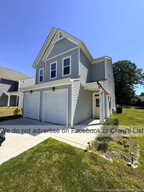 636 Union St, Raeford, NC, 28376-9834 | Card Image