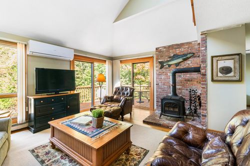 26-26 Barn Owl Overlook, Grantham, NH, 03753-5407 | Card Image