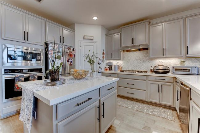 28930 Hauter Way, House other with 4 bedrooms, 3 bathrooms and 2 parking in Fulshear TX | Image 9