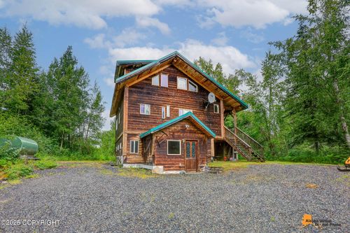 22223 S Jefferson St, Talkeetna, AK, 99676 | Card Image