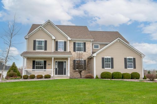 1811 Stoneridge Ln, Grafton, WI, 53024-9691 | Card Image