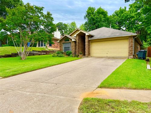 1437 Hampton Rd, Grapevine, TX, 76051-6699 | Card Image