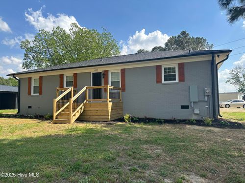 5325 Old White Oak Rd, Nashville, NC, 27856-8977 | Card Image