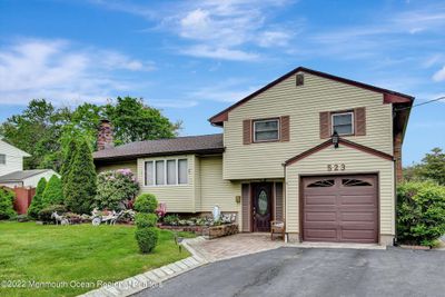 Easy access to GSP and NJTPKE. Close to beaches, Red Bank, RT 35 and RT 36 for shopping and restaurants. Close to schools and Parks. | Image 3