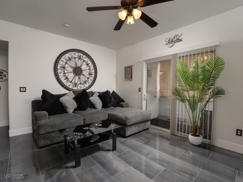 2010-5650 E Sahara Ave, Las Vegas, NV, 89142-2061 | Card Image