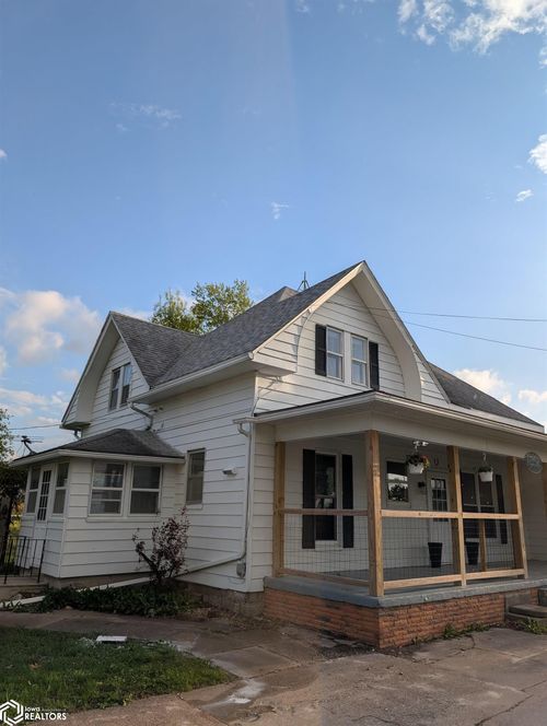 1185 Redwood Ave, Brighton, IA, 52540-8557 | Card Image