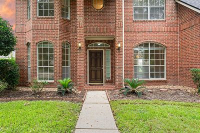 527 High Meadows Dr, House other with 3 bedrooms, 2 bathrooms and null parking in Sugar Land TX | Image 3