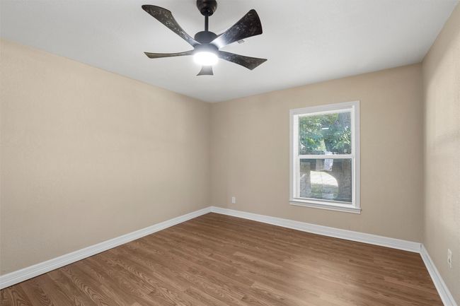 700 N Gresham St, House other with 3 bedrooms, 1 bathrooms and null parking in Marlin TX | Image 8