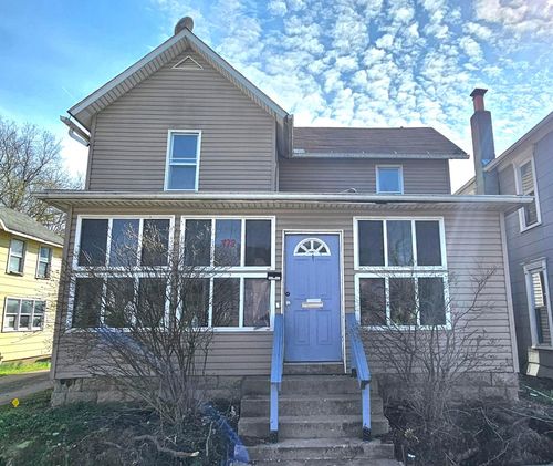 138 N Broad St, Bremen, OH, 43107-1002 | Card Image