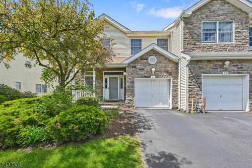 96 Jillian Blvd, Parsippany, NJ, 07054-3444 | Card Image