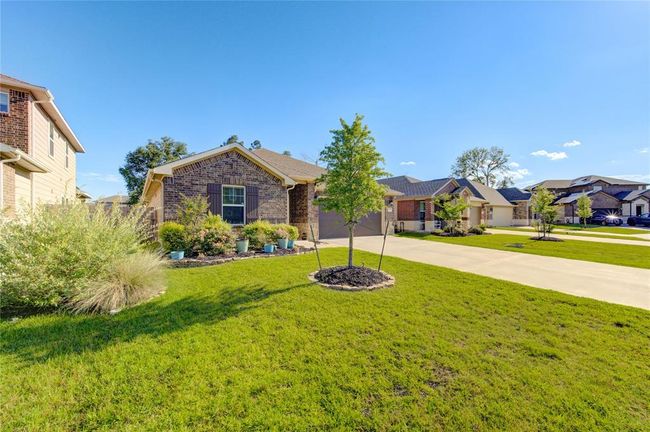 12917 S Winding Pines Dr, House other with 3 bedrooms, 2 bathrooms and 2 parking in Tomball TX | Image 5