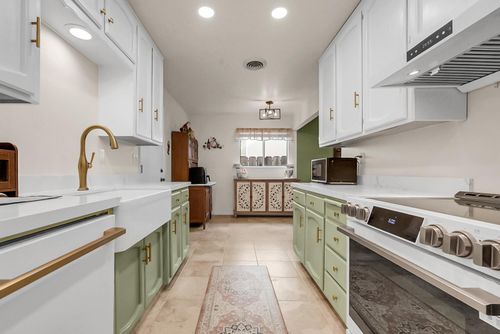 1213 E A Street, Oakdale, CA, 95361 | Card Image