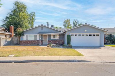 2031 Goldridge Street, House other with 3 bedrooms, 0 bathrooms and null parking in Selma CA | Image 1