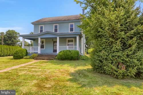 301 N 2nd St, HALIFAX, PA, 17032-9000 | Card Image