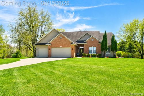 12390 Country Creek Dr, Goodrich, MI, 48438-9238 | Card Image