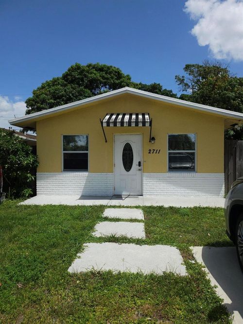 2711 Nw 16 Street, Fort Lauderdale, FL, 33311 | Card Image