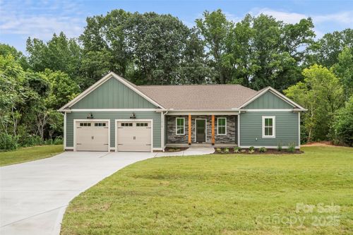 2618 Polo Ln, Maiden, NC, 28650-8737 | Card Image