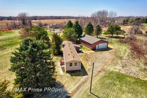 5088 Treasurer Rd, Mayville, MI, 48744-9791 | Card Image