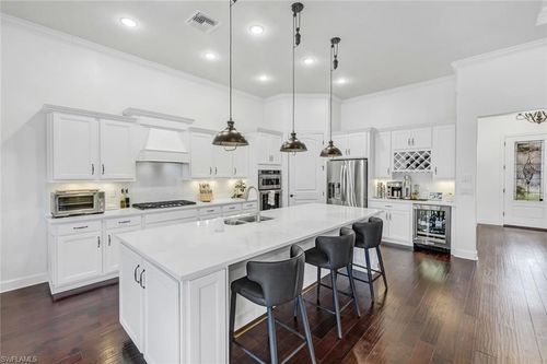 9403 Surfbird Ct, NAPLES, FL, 34120-1876 | Card Image