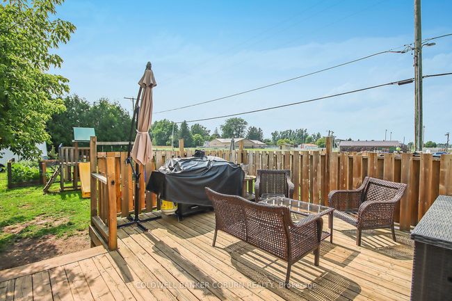 10658 Main St, House other with 4 bedrooms, 2 bathrooms and 3 parking in South Mountain ON | Image 40