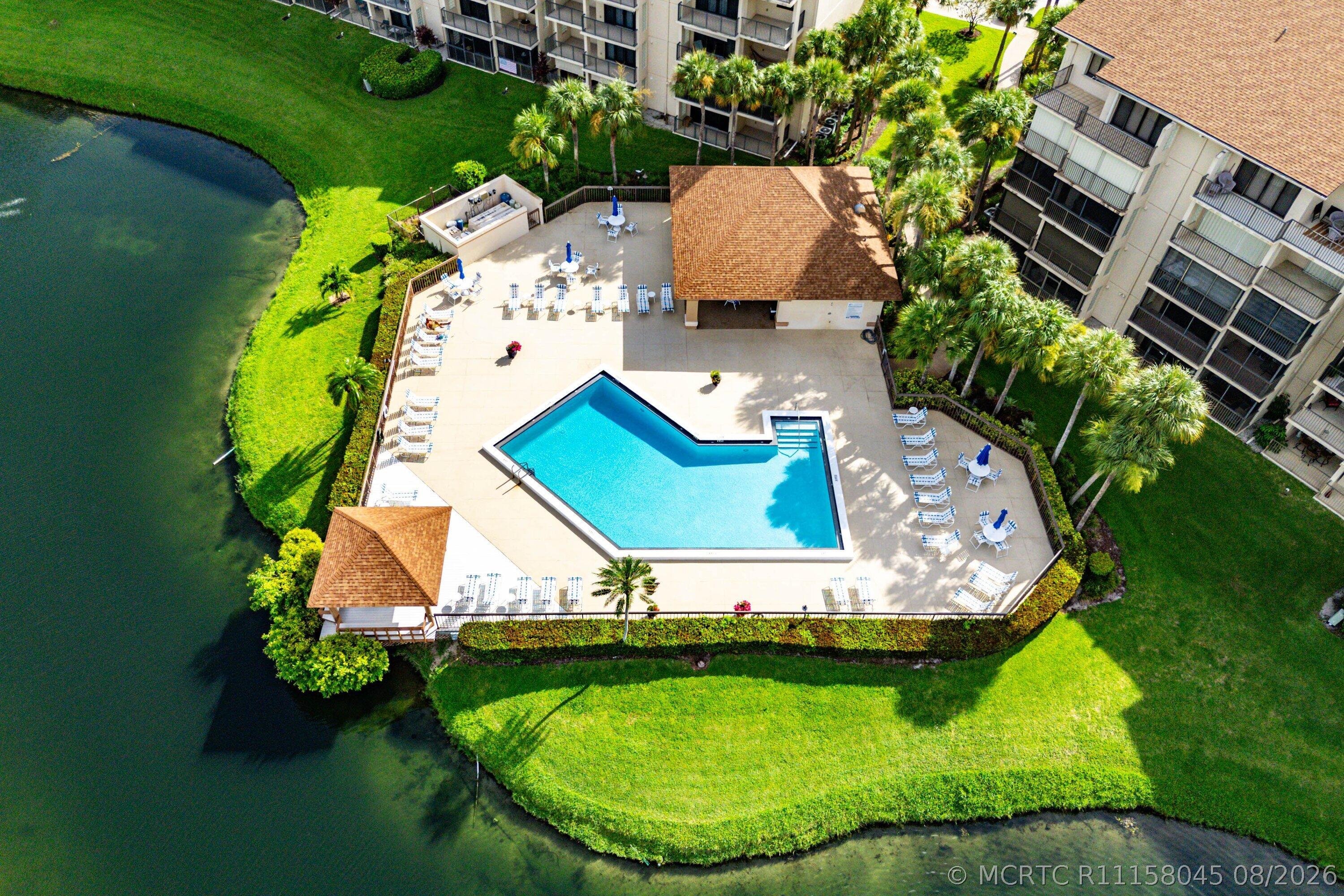 Residential in Jupiter 4