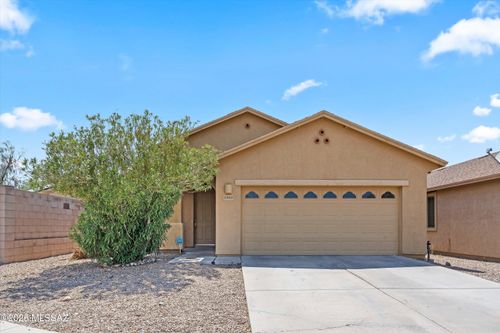3303 S Lakeside Ridge Loop, Tucson, AZ, 85730-2733 | Card Image