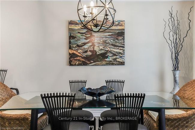 160 Hawthorn Cres, Condo with 3 bedrooms, 4 bathrooms and 2 parking in Kemble ON | Image 8