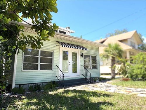 2156 Victoria Ave, FORT MYERS, FL, 33901-3734 | Card Image