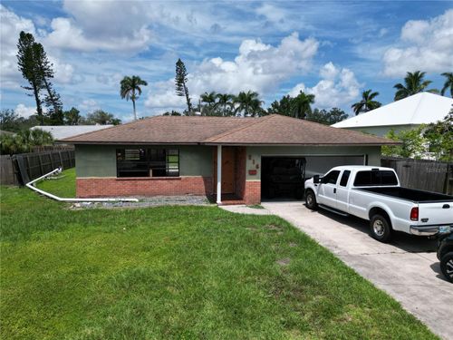 216 24th St Ne, Bradenton, FL, 34208-1746 | Card Image