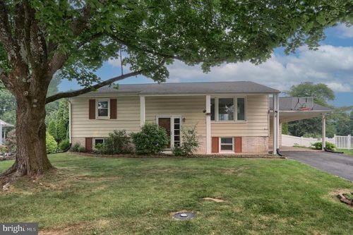 1132 Cornell Dr, Hummelstown, PA, 17036-9357 | Card Image
