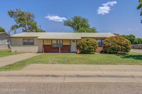 712 Hickory St, Idalou, TX, 79329-9037 | Card Image