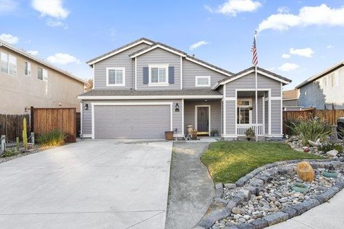 2260 Pinnacle Ct, Hollister, CA, 95023-8090 | Card Image