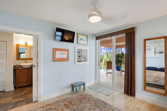 Third Bedroom Terrace and Bath Access | Image 33