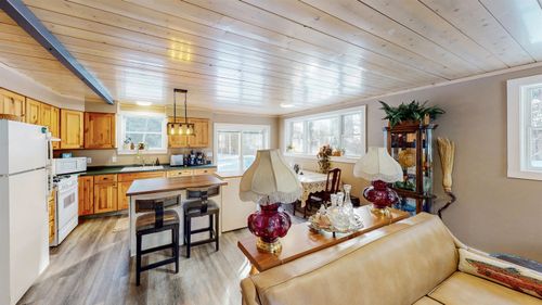 550 Humphrey Cr, Grand Marais, MN, 55604 | Card Image