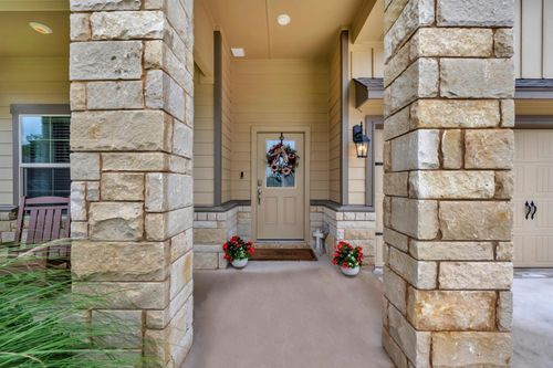 116 Tom Kite Dr, Burnet, TX, 78611-2271 | Card Image