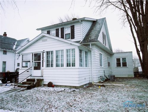 617 W North Street, Fostoria, OH, 44830 | Card Image