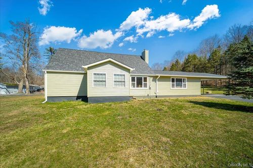 1548 State Route 32, Wallkill, NY, 12589-4759 | Card Image