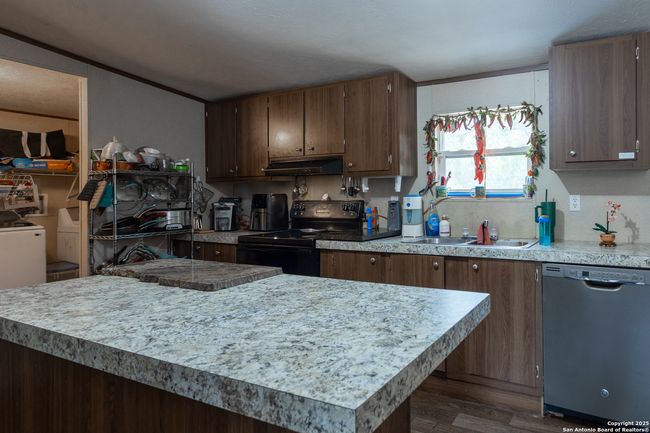 2040 Western Skies Dr, House other with 4 bedrooms, 3 bathrooms and null parking in Spring Branch TX | Image 14