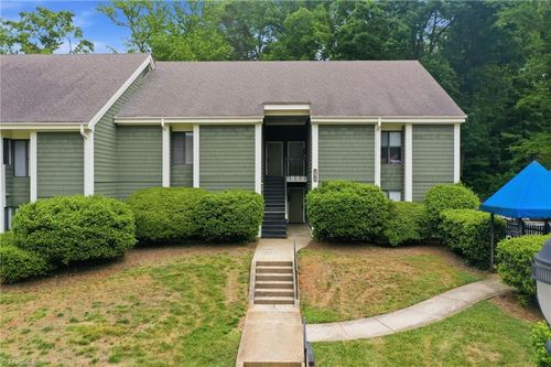 a-1514 Benjamin Pkwy, Greensboro, NC, 27408-4612 | Card Image