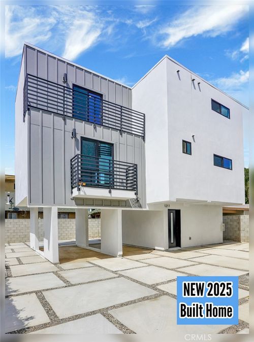 1211 N Kingsley Dr, Los Angeles, CA, 90029-1376 | Card Image