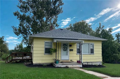 401 E Main St, Stanberry, MO, 64489-1353 | Card Image