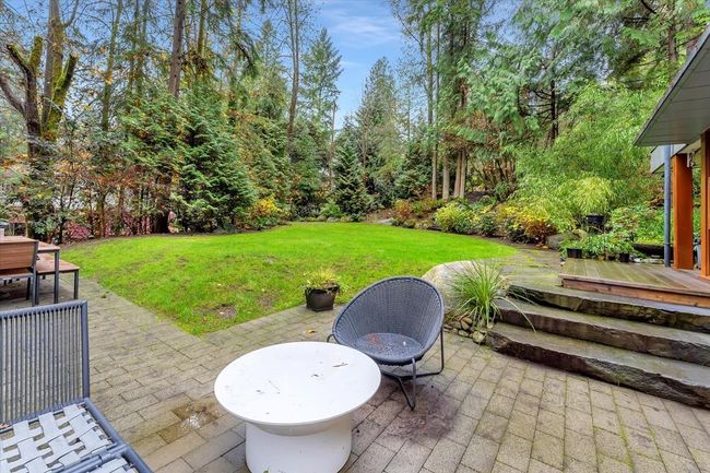 118 Stevens Drive, House other with 5 bedrooms, 4 bathrooms and 4 parking in West Vancouver BC | Image 31