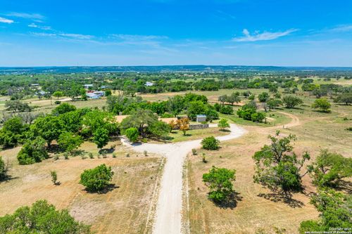 6589 Fm 2093, Fredericksburg, TX, 78624-8014 | Card Image
