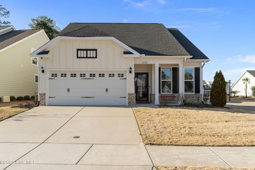 5737 Park West Cir, Leland, NC, 28451-0560 | Card Image