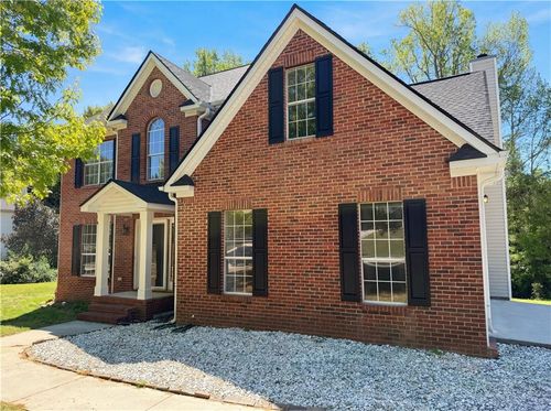 3001 Garland Way, Conyers, GA, 30094-7301 | Card Image