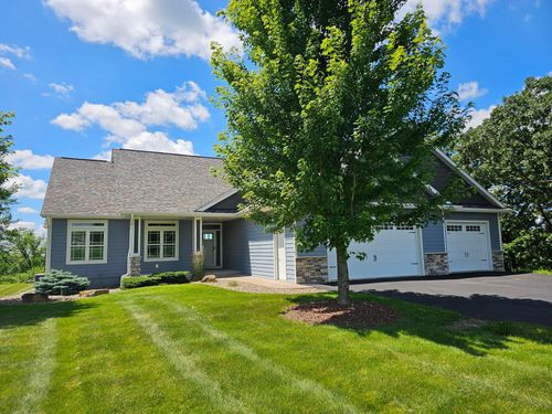 203 Walnut Hill Way, River Falls, WI, 54022-5218 | Card Image
