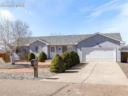 735 S Sterling Drive, Pueblo, CO, 81007 | Card Image