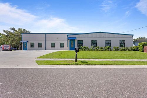 100-325 Mears Blvd, OLDSMAR, FL, 34677-3048 | Card Image